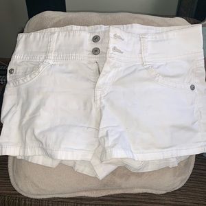 White union bay shorts